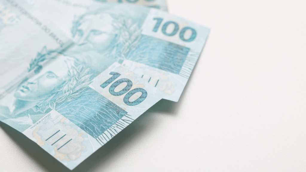quem recebe auxilio do inss tem direito ao 13o salário?